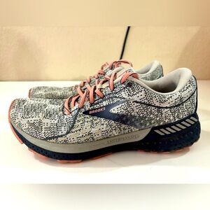 Brooks Adrenaline GTS 21 Running Shoes Navy and White with Salmon Pink Sole 11W